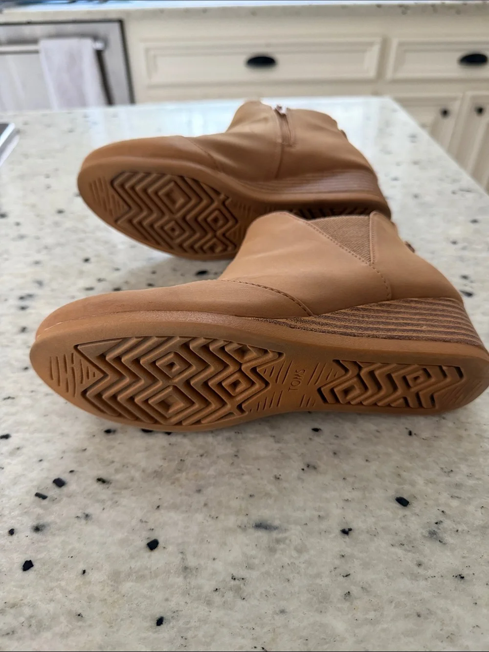 Toms ankle boots